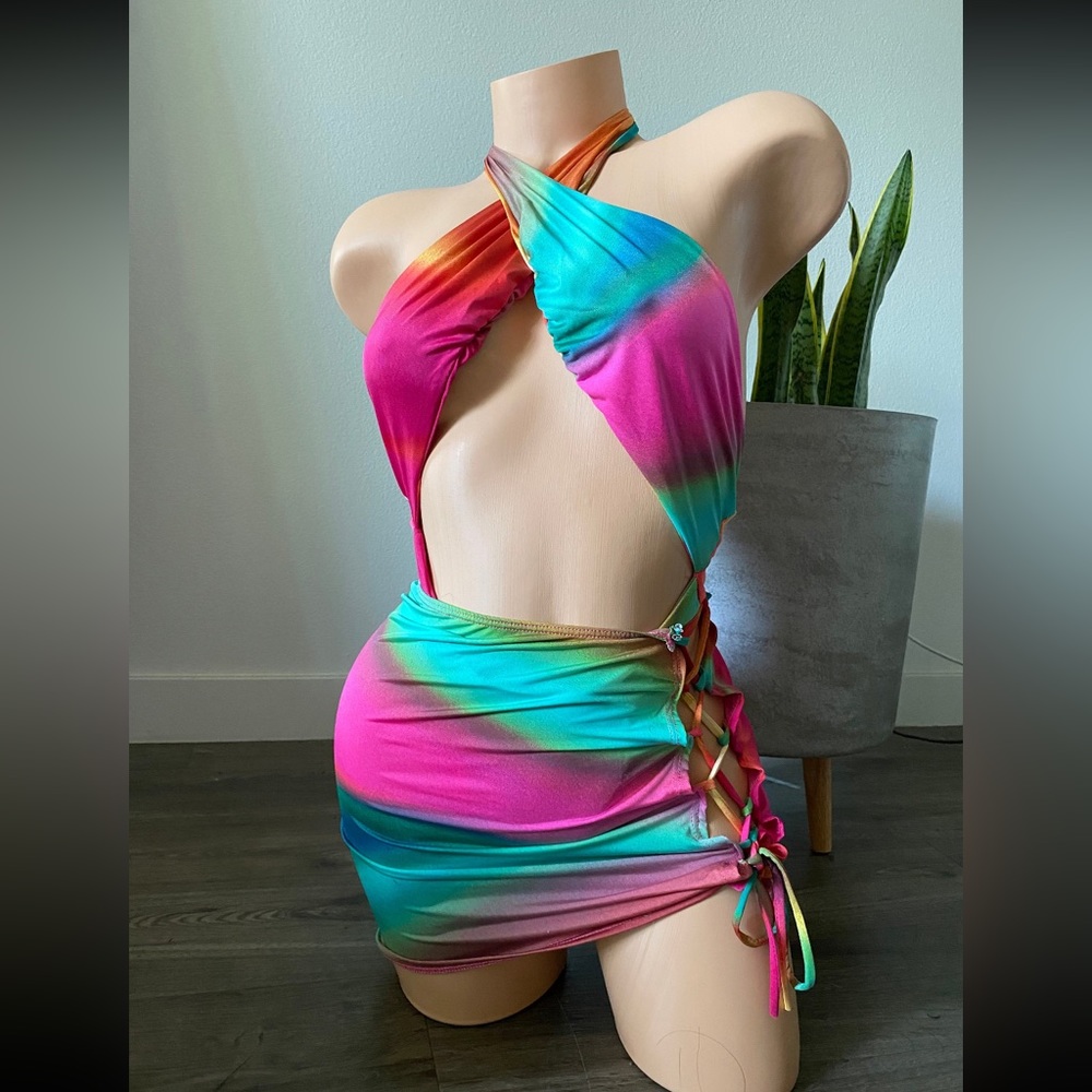 Exoticwear/bikini thong and coverup